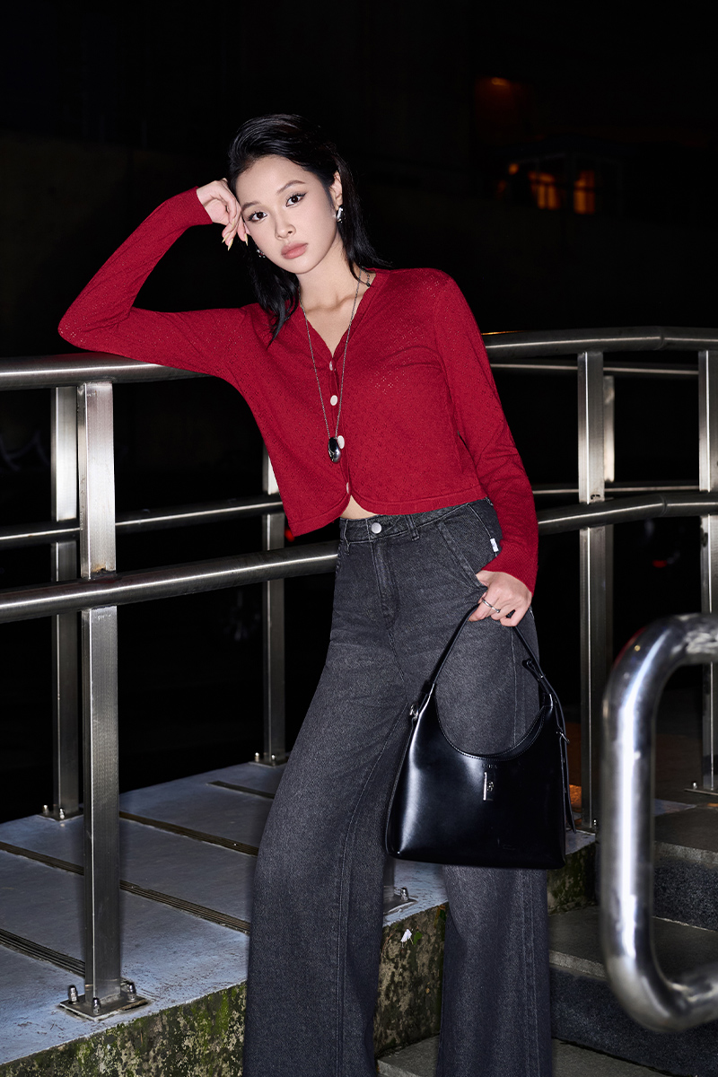 Áo Len DT gấu V cong nẹp cài cúc Áo Len DT gấu V cong nẹp cài cúc