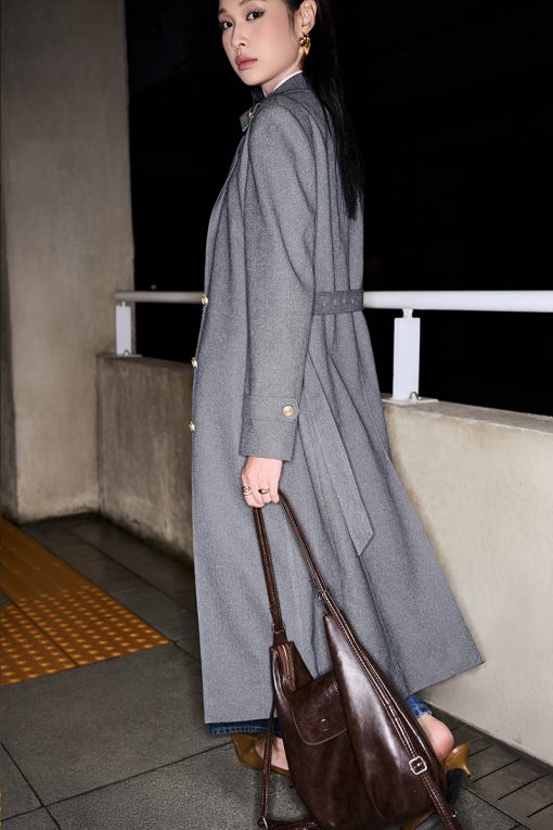 Áo khoác dài cá vai đính cúc kèm đai