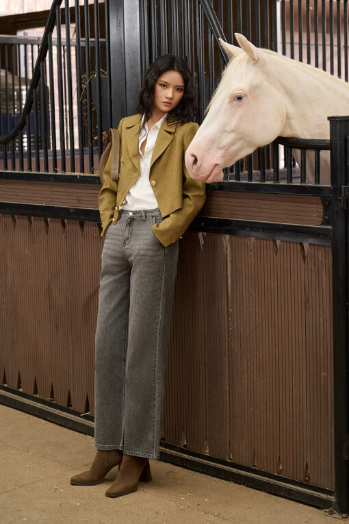 Áo khoác tweed bong thân phải cá gấu đính cúc