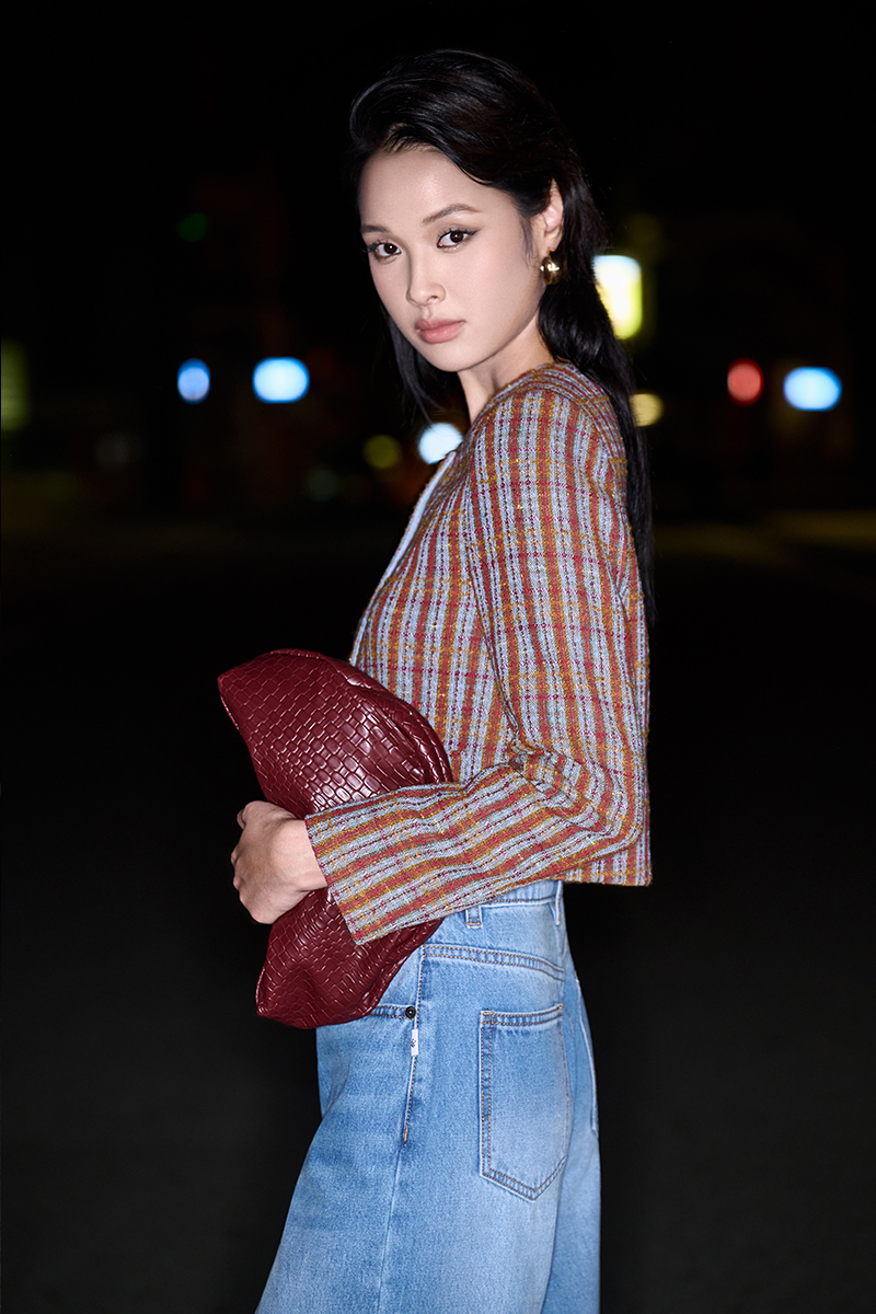 Áo khoác tweed kẻ nẹp cúc đôi Áo khoác tweed kẻ nẹp cúc đôi