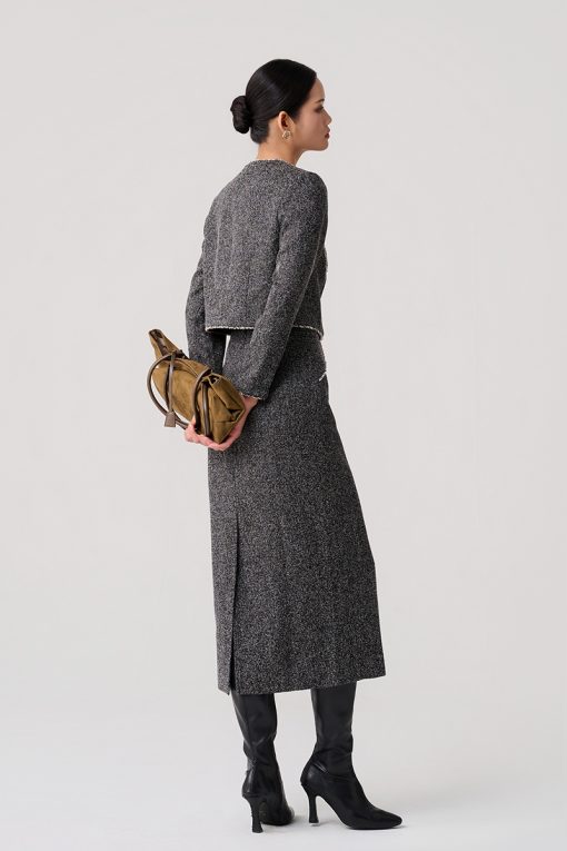 Áo kiểu DT croptop cổ tròn kẹp tua TT