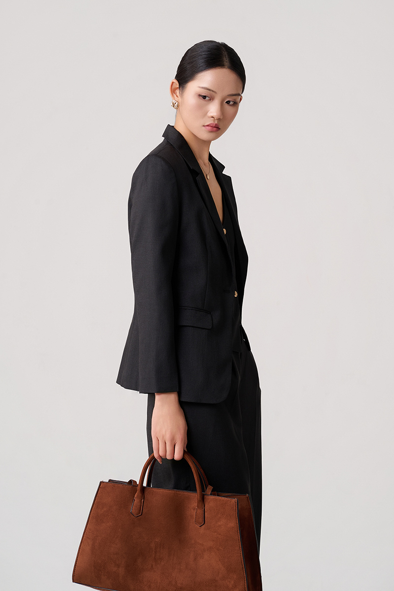 Quần suông nắp túi kẹp sườn đính cúc Áo vest dáng suông nẹp 1 cúc