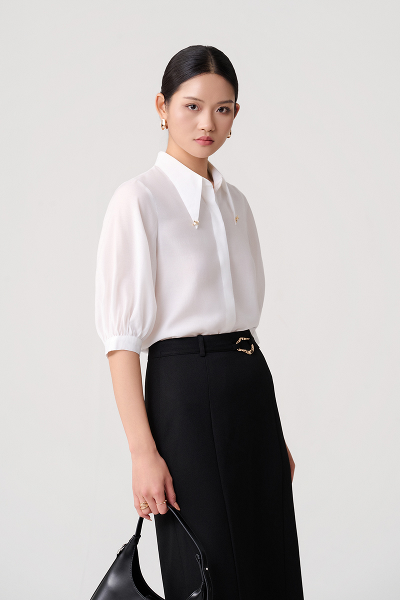 Sơ mi lỡ tay lá cổ nhọn đính cúc Sơ mi lỡ tay lá cổ nhọn đính cúc