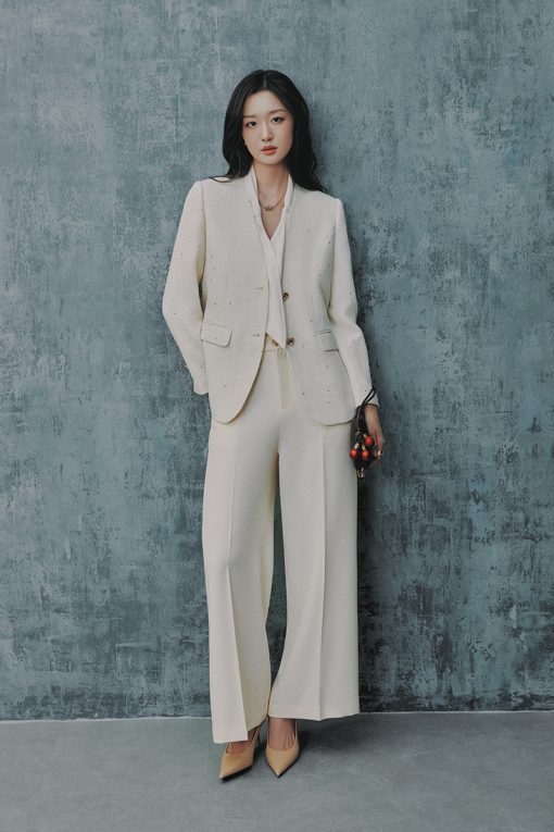 Áo khoác tweed cổ V phối khăn lụa