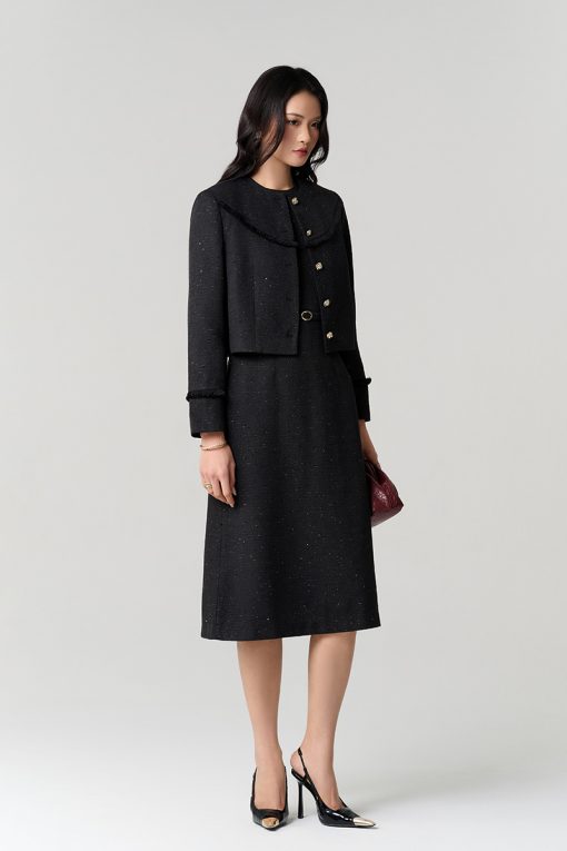 Áo khoác tweed croptop kẹp tua rua ngực