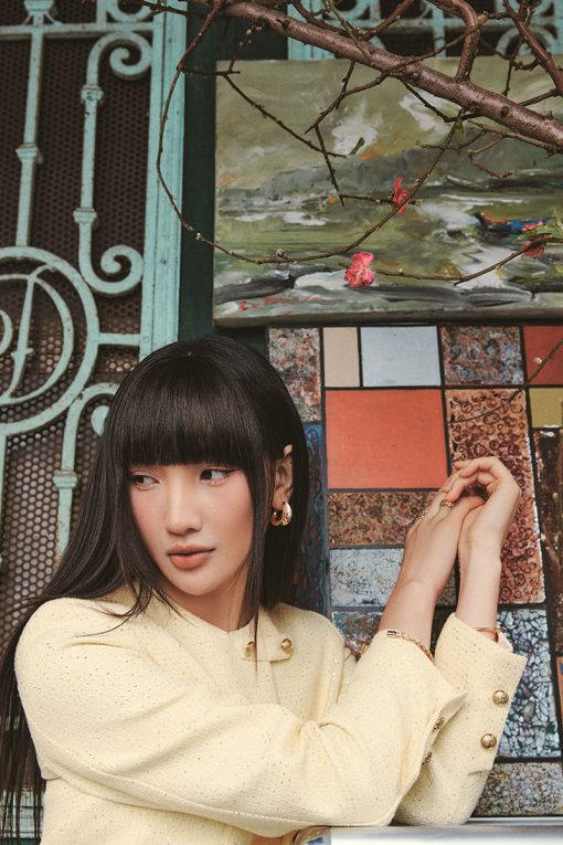 Áo khoác tweed croptop nẹp can cá đính cúc