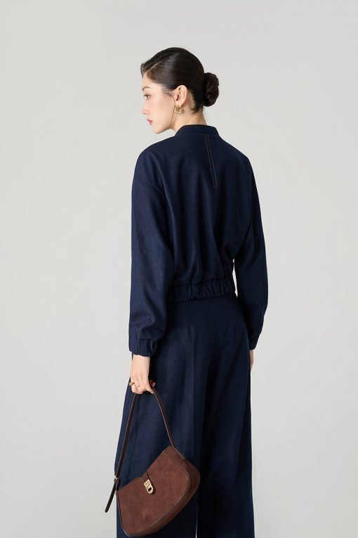 Áo khoác dáng ngắn gấu bo chun