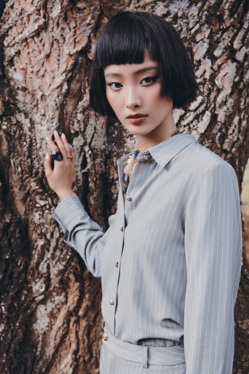 Sơ mi DT kẻ suông kèm cà vạt