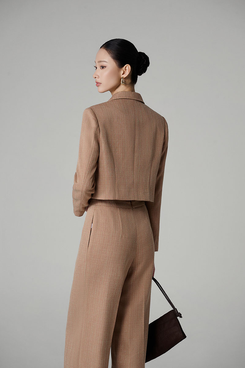 Áo khoác text 2 hàng cúc kẹp nắp túi ngực