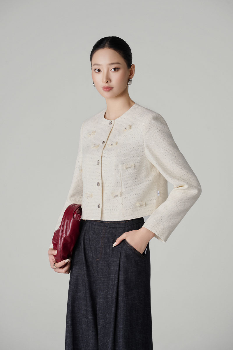 Áo khoác tweed croptop thân đính trang trí