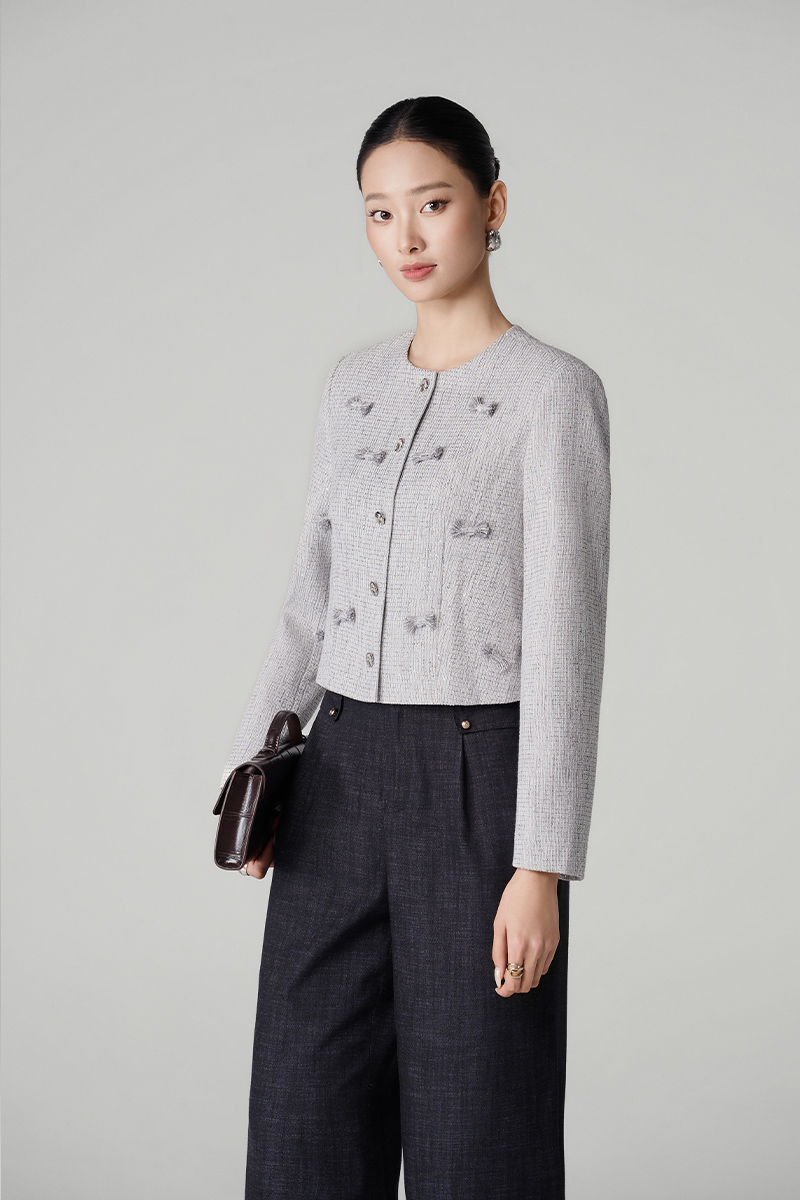 Áo khoác tweed croptop thân đính trang trí