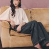 Áo kiểu croptop gấu giật lót, tay chuông