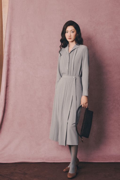 Áo sơ mi cổ nhạn bấu mí thân