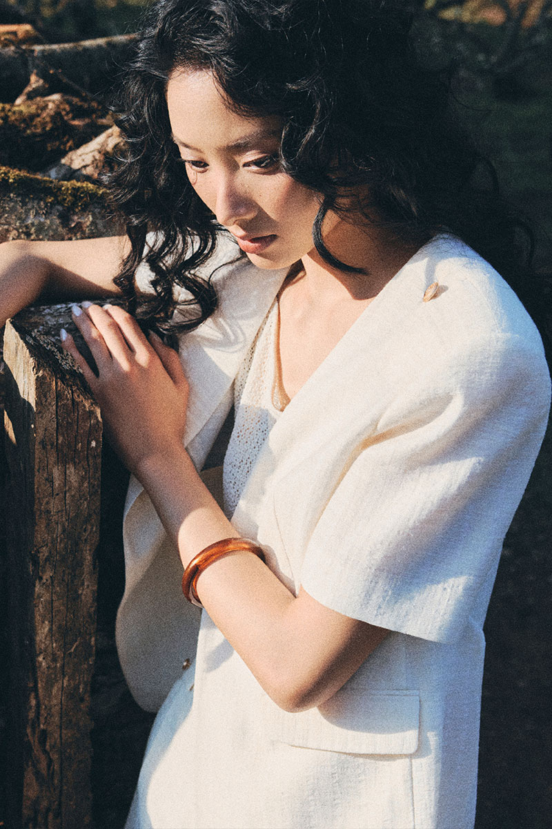 Áo vest CT dáng suông can vai đính cúc