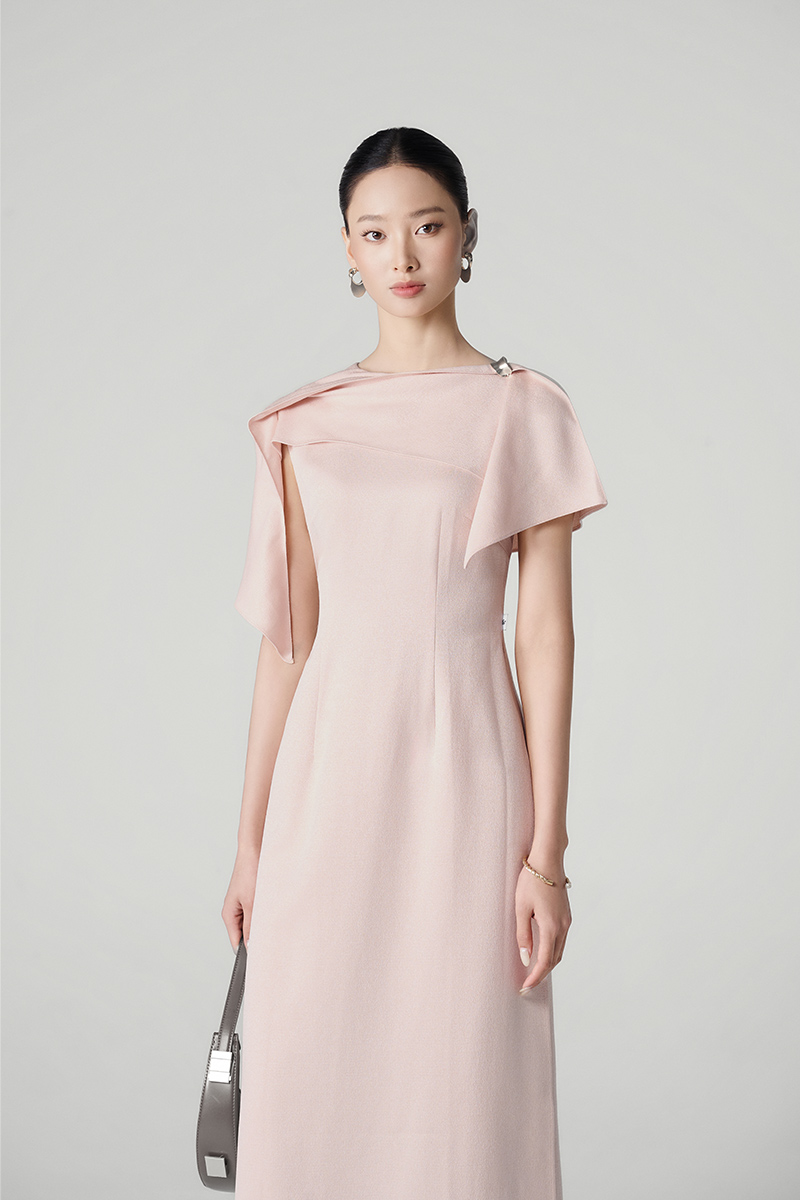 Bộ áo dài vai xếp bèo rủ lệch