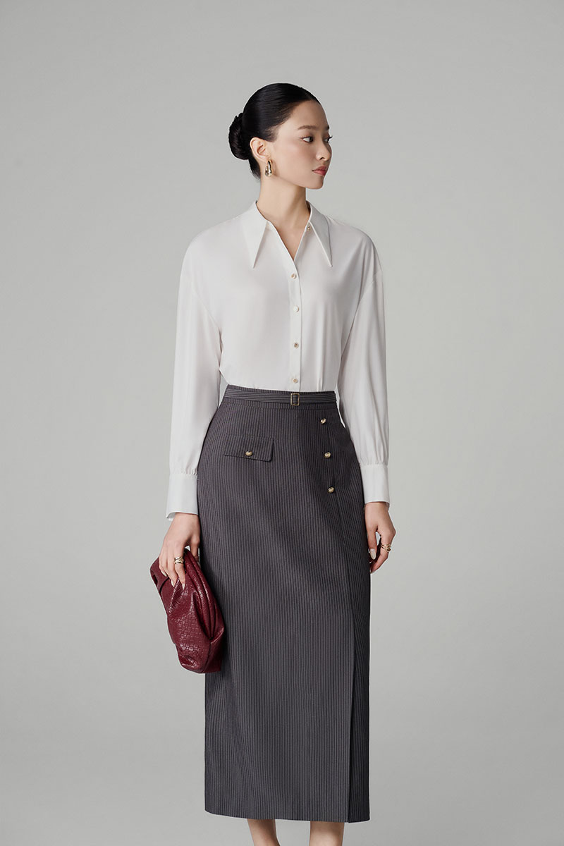 Chân váy dài cạp kẹp đai nắp túi đính cúc