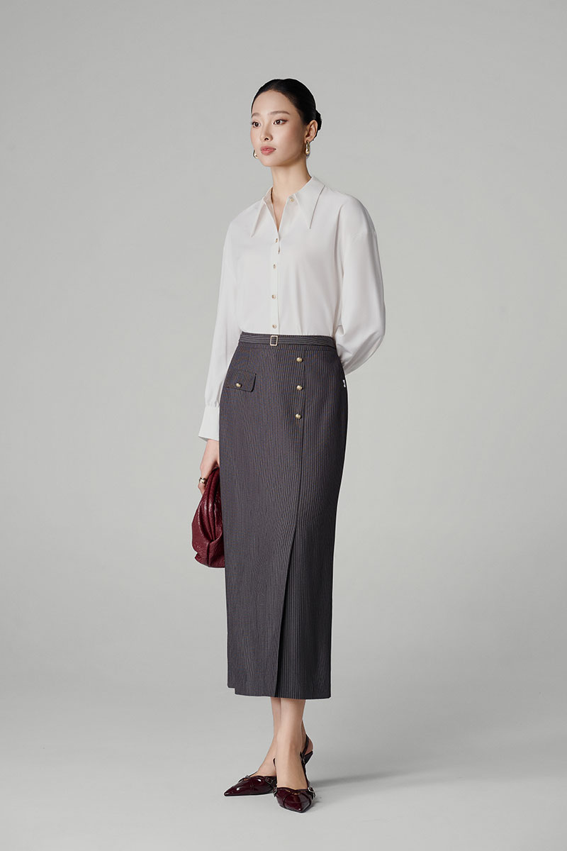 Chân váy dài cạp kẹp đai nắp túi đính cúc