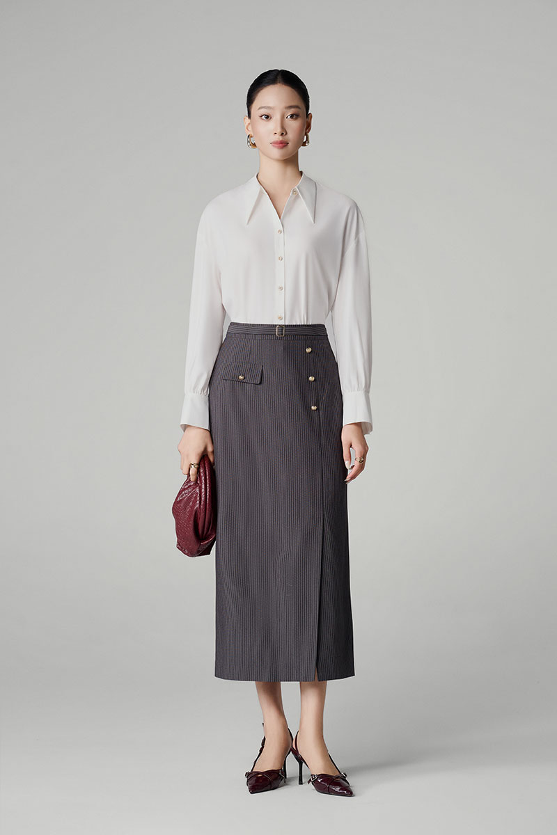 Chân váy dài cạp kẹp đai nắp túi đính cúc