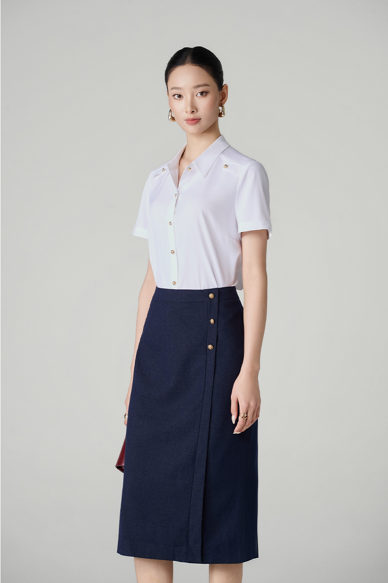 Chân váy suông bong lệch đính cúc