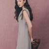 Đầm A vai chờm thân can bong đính cúc