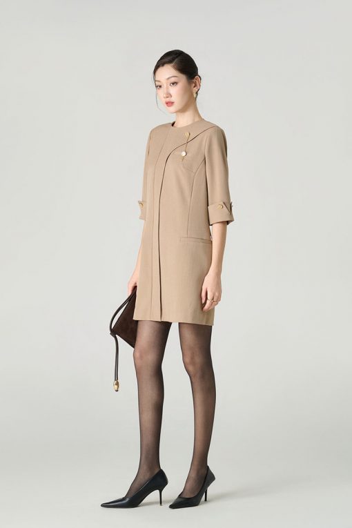 Đầm suông can bong ngực đính tràng trí