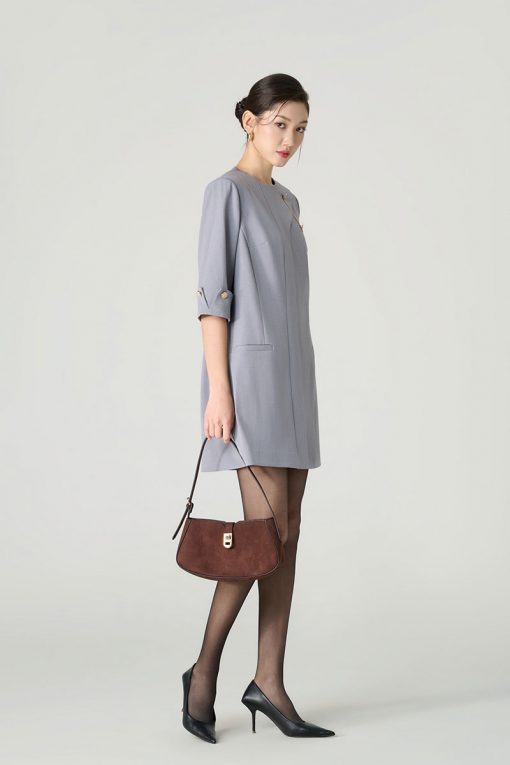 Đầm suông can bong ngực đính tràng trí