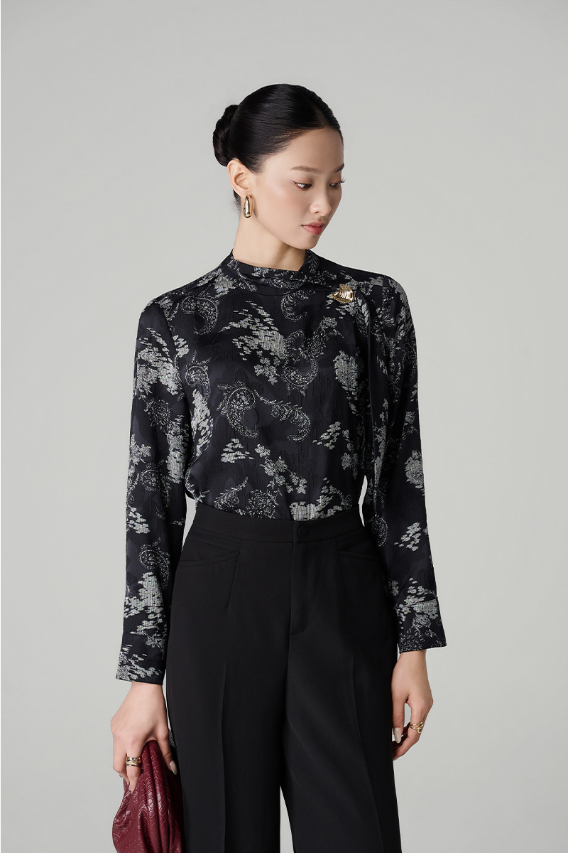 Sơ mi DT hoạ tiết cổ luồn nơ