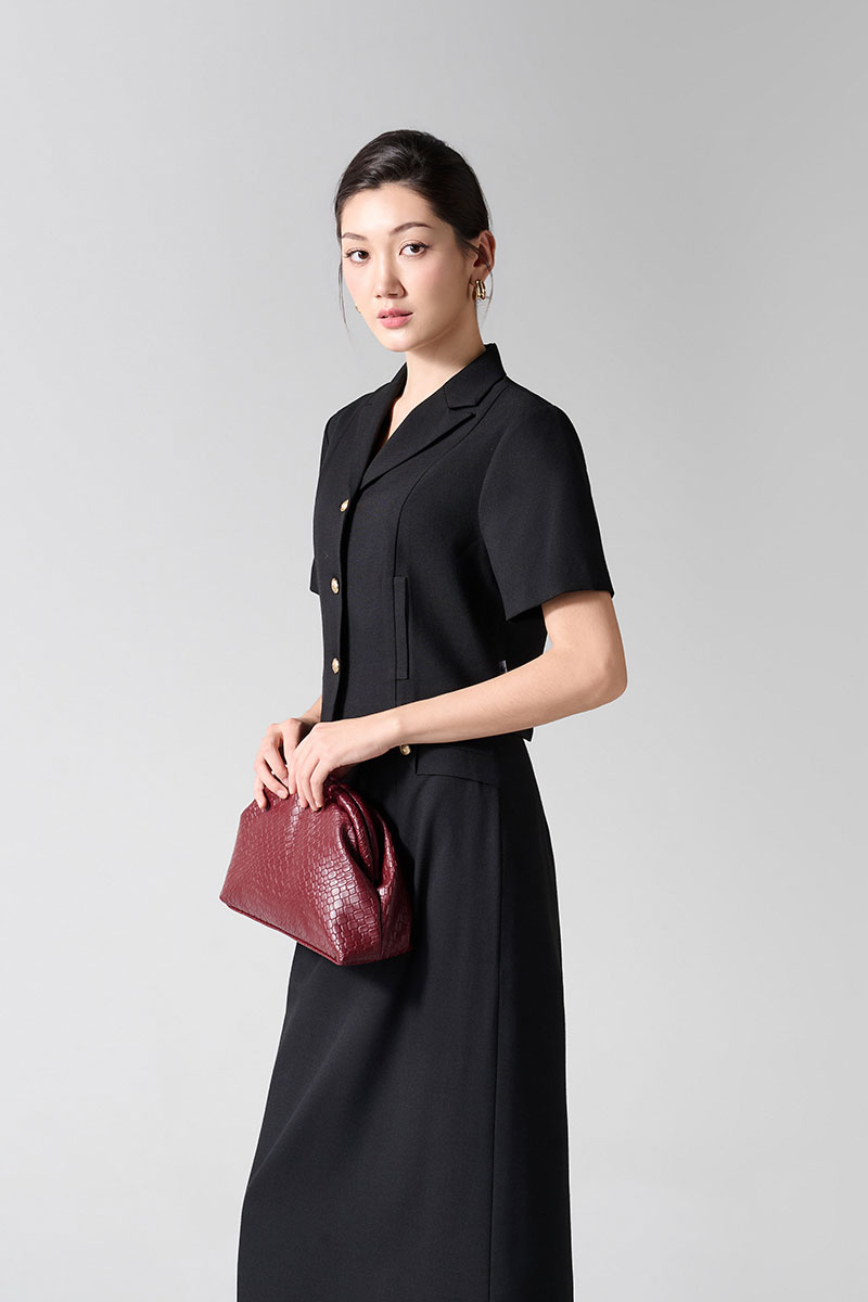 Áo kiểu CT croptop cổ 2 ve cơi dọc thân