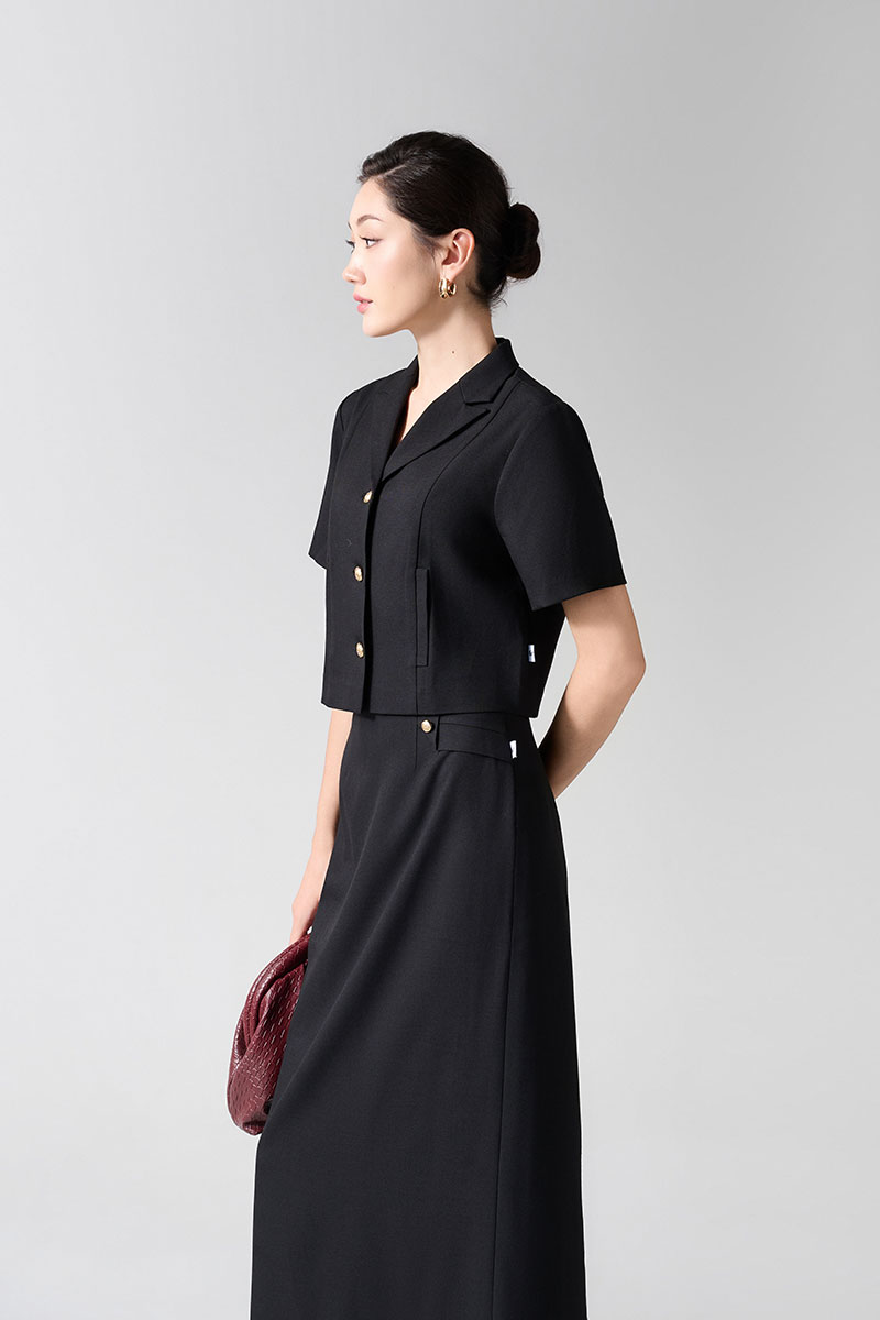 Áo kiểu CT croptop cổ 2 ve cơi dọc thân