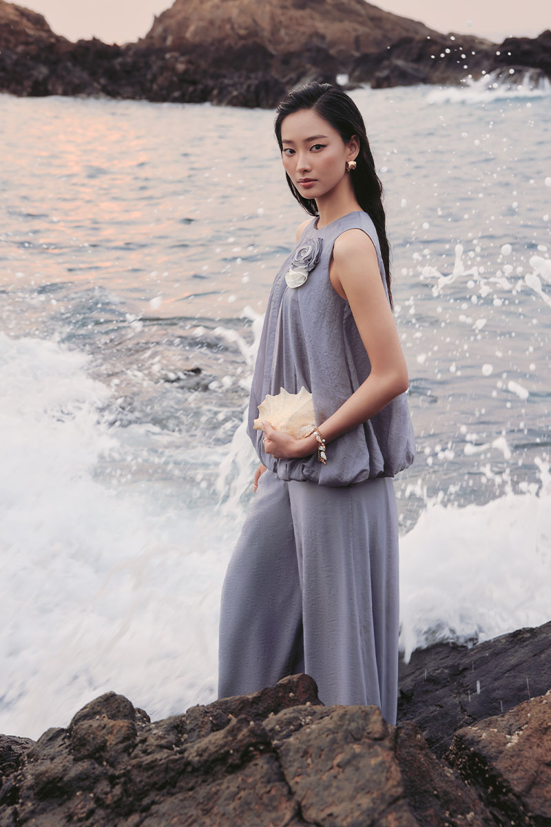 Áo kiểu SN xếp ly thân túm gấu