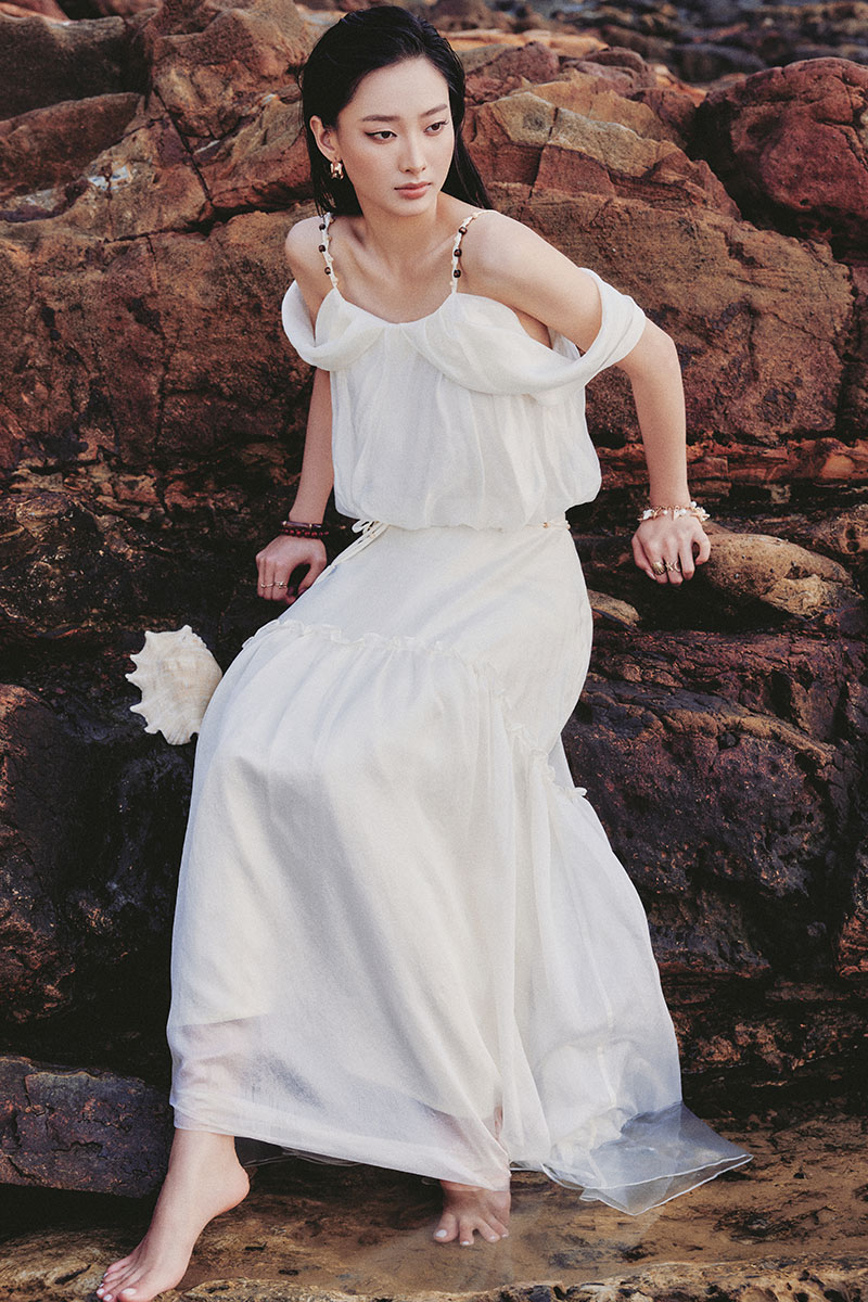 Áo kiểu trễ vai túm gâu