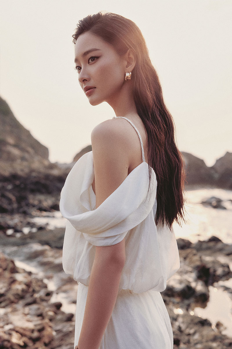 Áo kiểu trễ vai túm gâu