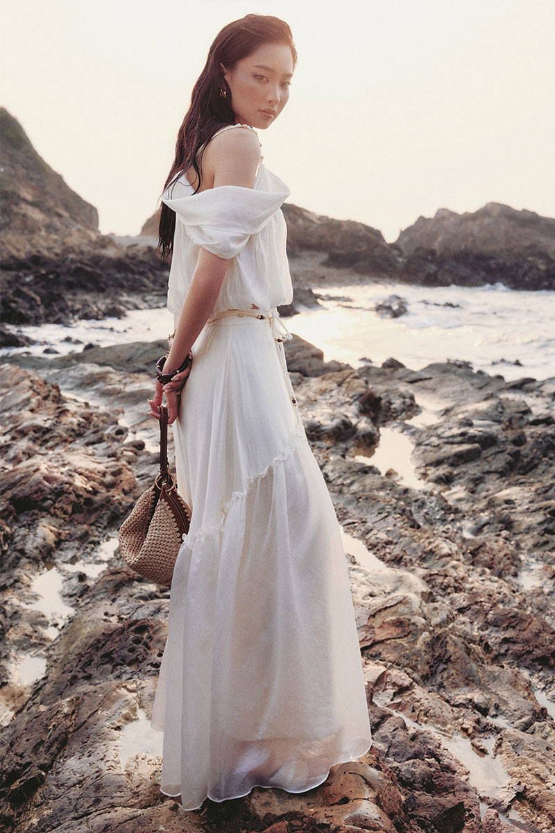 Áo kiểu trễ vai túm gâu