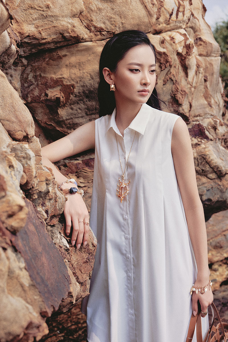 Đầm suông xếp ly thân vạt gấu chéo