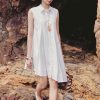 Đầm suông xếp ly thân vạt gấu chéo