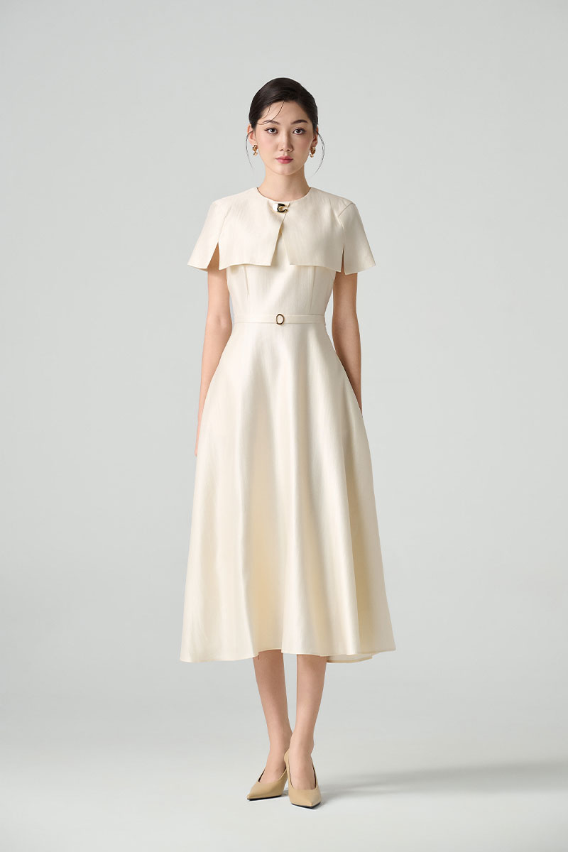 Đầm xoè tay cape đính cúc