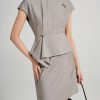 Áo kiểu peplum rủ bèo lệch
