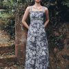 Đầm maxi 2 dây hoạ tiết đập dây tết ngực