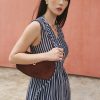 Đầm maxi cổ V vắt nơ, tùng 3 tầng