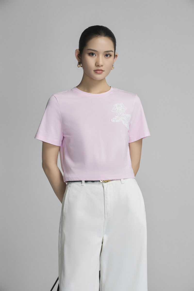 Áo thun CT croptop ngực đính hoa ren