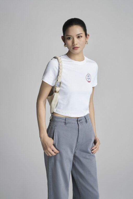 Áo thun CT croptop ôm in chữ Sail the sea